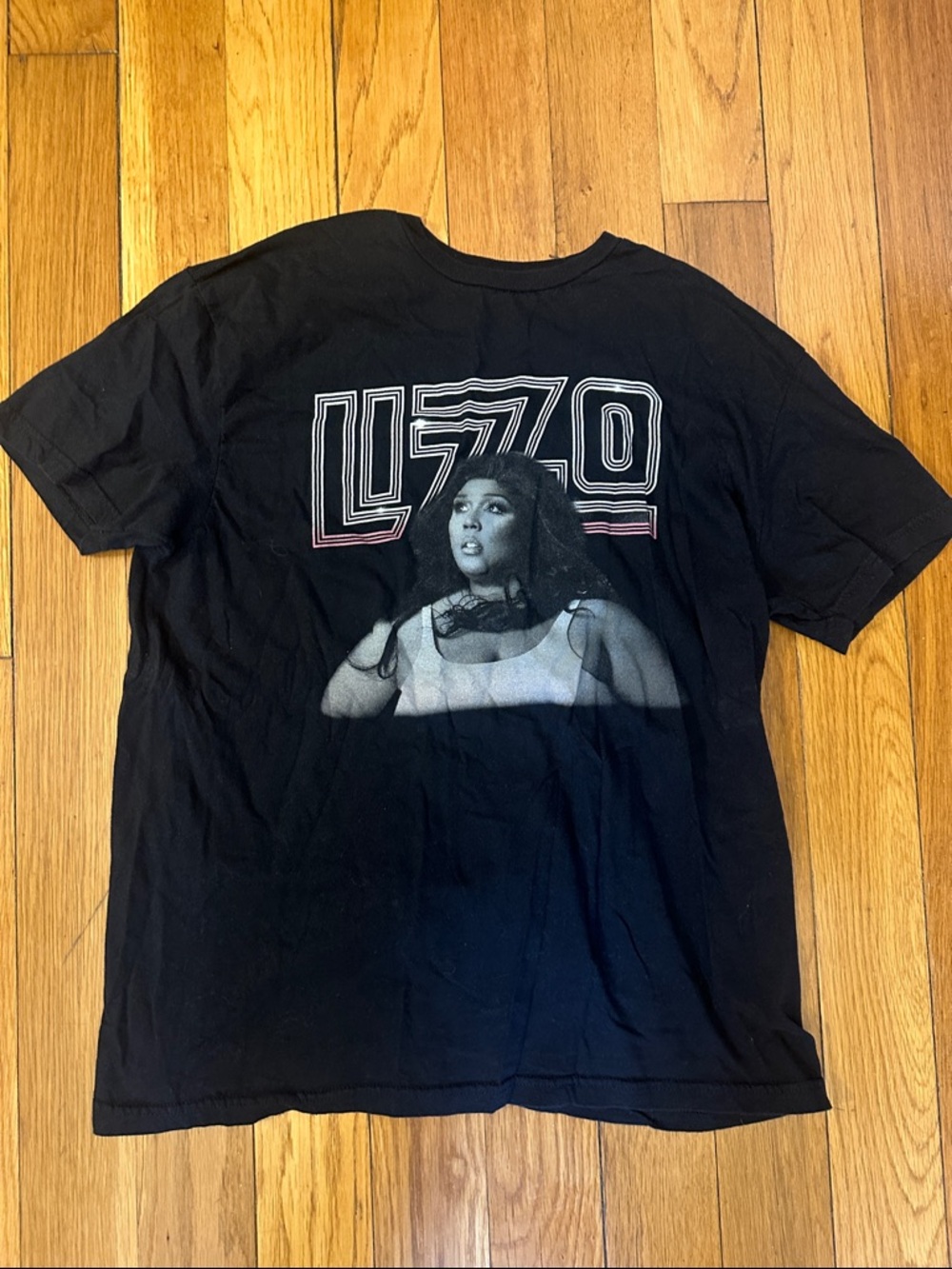 Lizzo Graphic Tee - Black